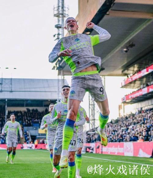 福登状态回升谢尔基闪耀,曼城3-0轻取水晶宫,阿森纳感受重压 福登状态回升谢尔基闪耀,曼城3-0轻取水晶宫,阿森纳感受重压