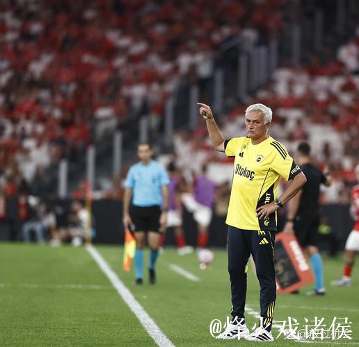 葡萄牙队损失更明显，穆里尼奥盛赞若塔踢球态度